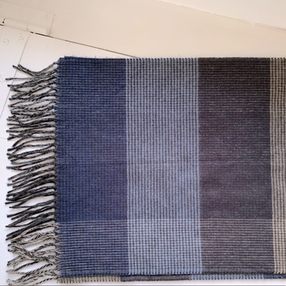 Men’s wool scarf, Lord & Taylor, new